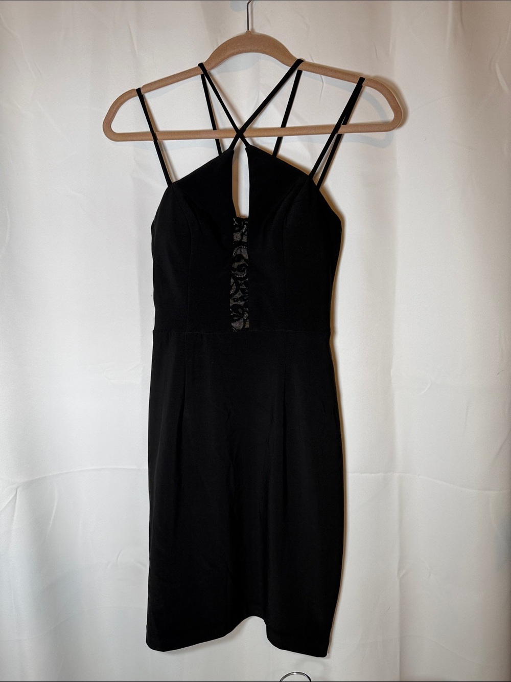 Aqua Black Strappy Lace-Panel Mini Dress size: 2